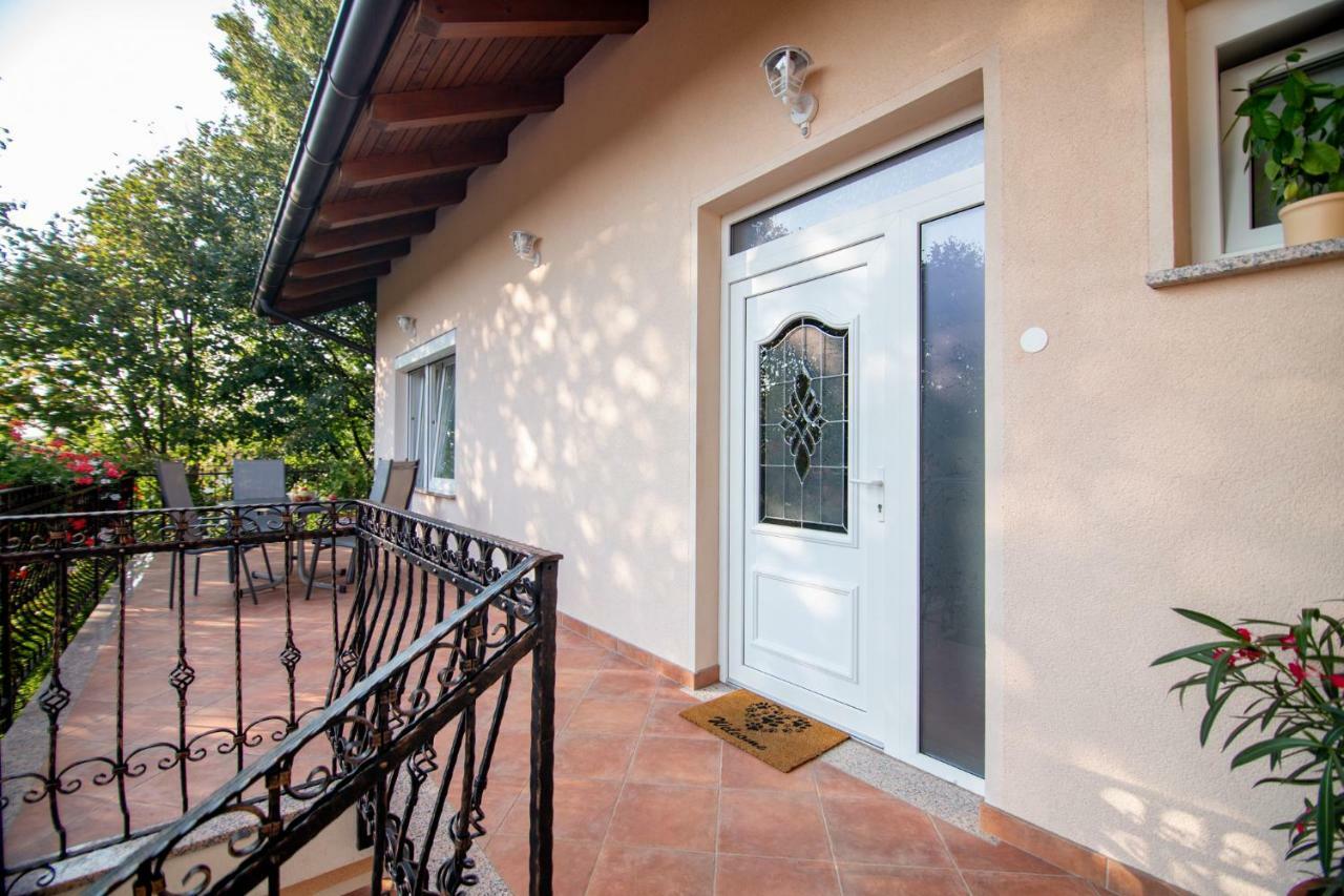 Rooms Sajina Podgrad  Екстер'єр фото